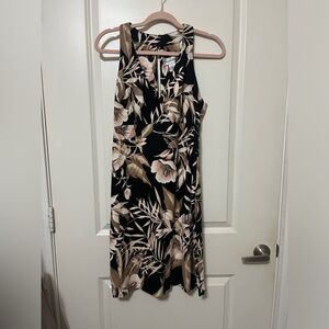 Sleeveless Floral Midi Dress in size 8